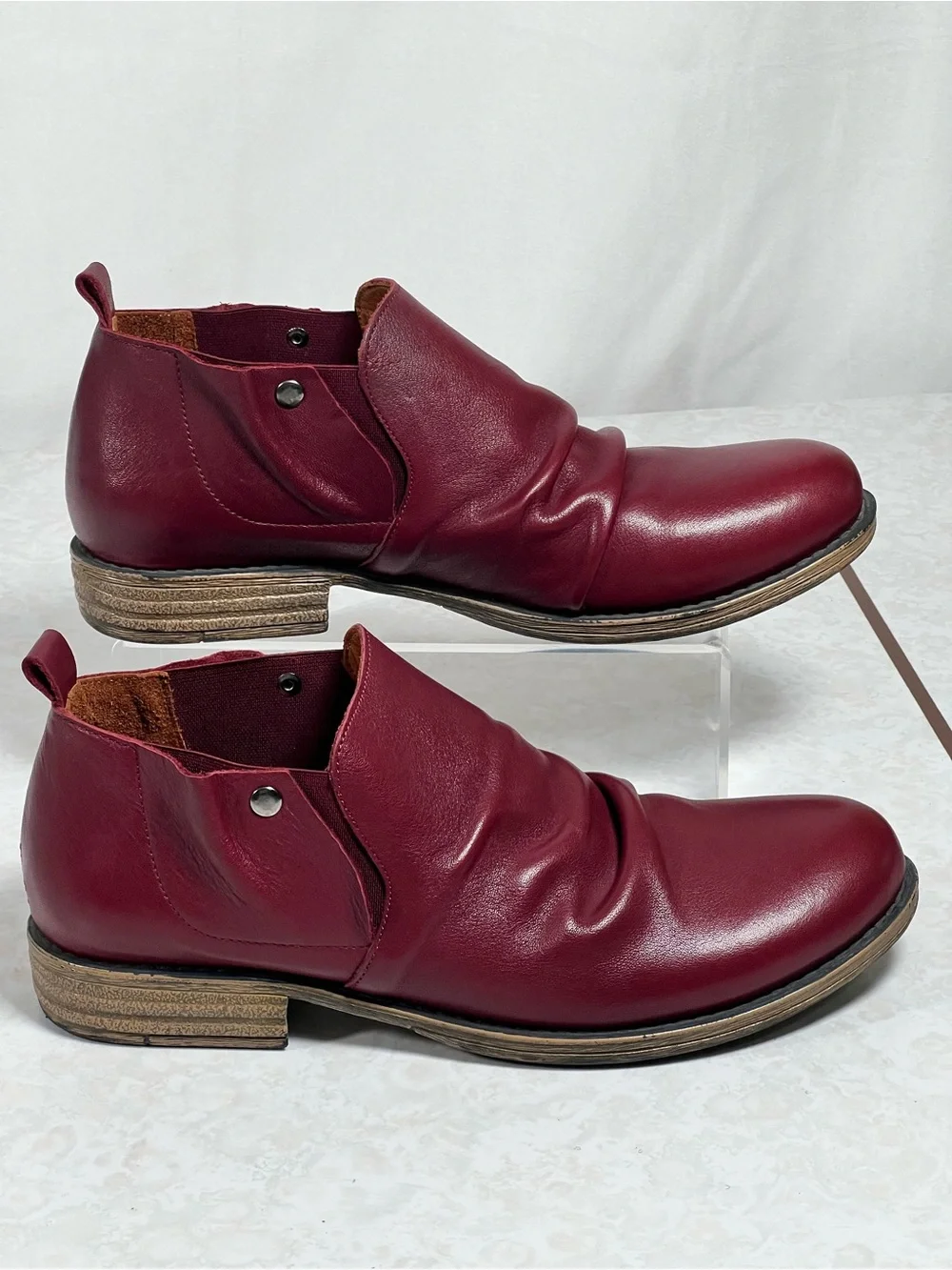 Biza Ellis Ruched Leather Slip-on Bootie Loafer Shoe Womens Sz Euro 40, US 9